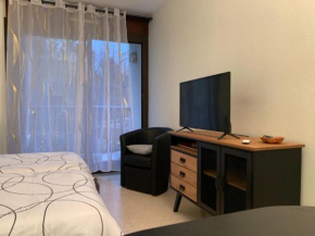 Très jolie studio à louer avec sa belle terrasse de 4m2 idéalement situé dans un hôtel thermale